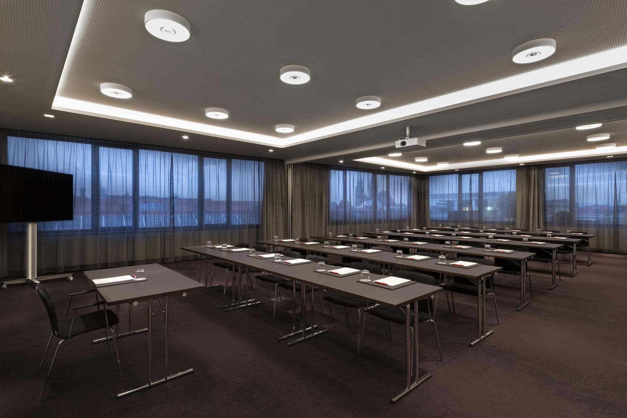 Adina Hotel